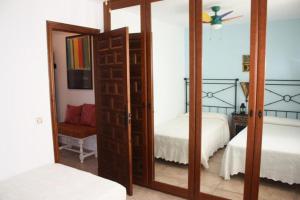 APARTAMENTO ZAHARA DE LOS ATUNES