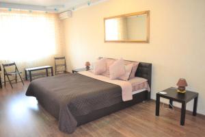 LuxCityApart on Olievskaya