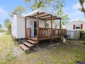 Chalets Mobile Home in Saint-Jean near Beach & Pool : photos des chambres