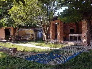 Guest House Villa - Shaitli