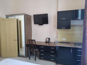 Best Season Apart Hotel