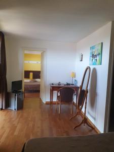 Hotels Les Galapians : Chambre Double Familiale