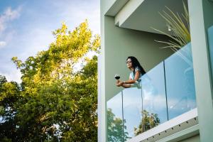 AQUA Boutique Hotel- Secluded Ocean View Suites & Infinity Pool