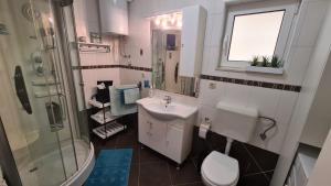 Oasis apartment with sea view and garden