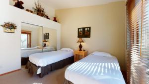 Snowcreek 1005 Apartment