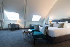 Hotels Hotel Spa Marotte : Suite Supérieure Lit King-Size