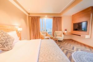 NatureVilas Sarovar Portico - Centrally Heated