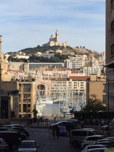 Typique T2 Terrasse situé Quartier Panier Vieux Port