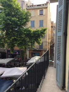 Typique T2 Terrasse situé Quartier Panier Vieux Port