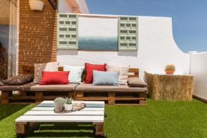 K-IN&OUT by Nuka Homes