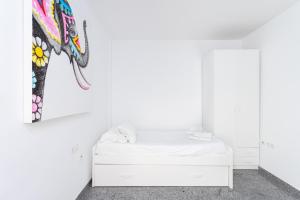 Touching the Sea FREE WIFI