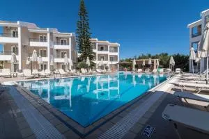 Maistrali Hotel Zante - Orthoniaí