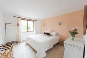La Petite Ruche, 1 bedroom Gite in the Luberon - Rustrel