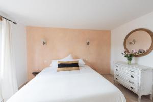 Appartements La Petite Ruche, 1 bedroom Gite in the Luberon : photos des chambres