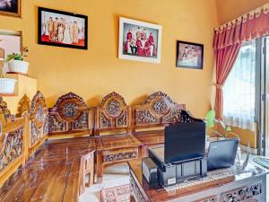 OYO 90454 Adinda Homestay Cibodas Lembang