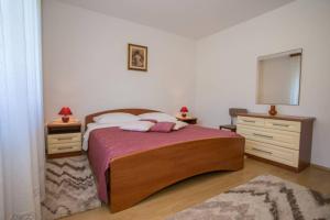 Garden view apartment in Poreč for 2 - 3 persons
