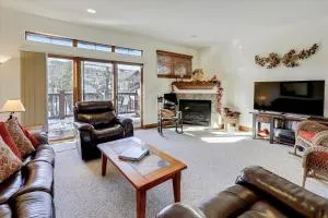 Highland Greens 66 townhouse - Gold Hill