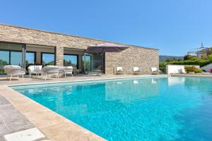 Villas SERRENDY - Custom villa with swimming pool : photos des chambres