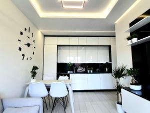 Nowy White Apartament Iława klimatyzacja