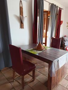 Ampio monolocale con balcone fronte mare