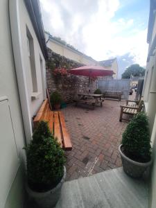 Shannon Bridge House