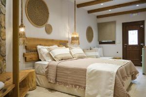 Esperides Parga Studios