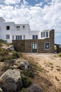 Ryakia villa, 5 min away from Super Paradise Beach