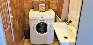 Parkvillan Sunshine Living Condo