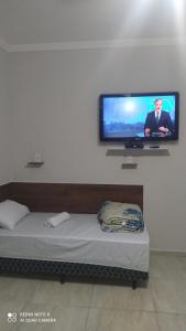 Pousada Quarto com ar, wi fi,frigobar perto da basilica