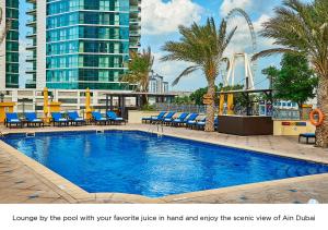 Swimming pool, Ramada Hotel & Suites By Wyndham Dubai JBR in Dubai