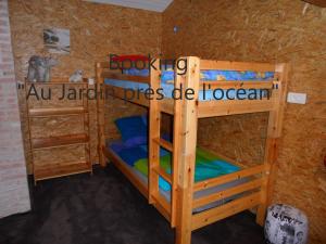 Maisons d'hotes Au Jardin pres de l'ocean : Appartement - Vue sur Jardin