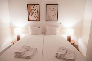 FLH Downtown Modern Art Flat