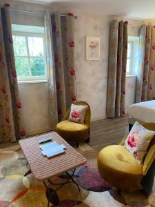 Demeures et Chateaux lAbbaye Caladoise - Anciennement Hostellerie Ferme du Poulet