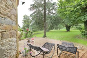 B&B / Chambres d'hotes Gite insolite Domaine ForRest Loire : photos des chambres