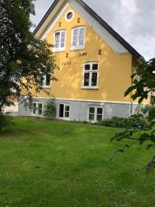 Allesø Gl. sognefoged gård - Ubytování bez kategorie ve městě Odense