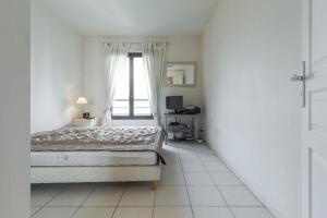 Cannes centre 2mins from beach stunning 3-Bed Apt