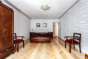 Four bedrooms apartment in the heart of Lviv