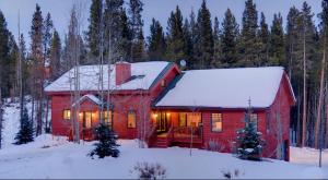 Four-Bedroom House room in Snowy River Retreat Condo