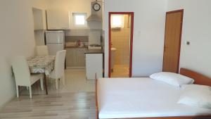 Apartments Milka Pag