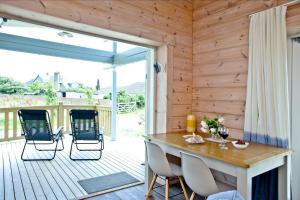 Broadpath, Great Field Lodges