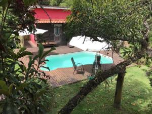 Casa Crudo, PRIVACIDADE NA MATA ATLÂNTICA, piscina, trilhas e descanso