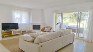 Vila Chez Lee, 219 Aldeia do Golf-CleverDetails - Sleeps 6, quiet area