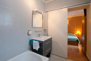 Hotels Hotel aux Deux Clefs : photos des chambres