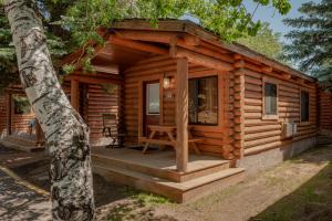 Grand Teton Deluxe Cabin - Not Pet-Friendly room in Cowboy Village Resort