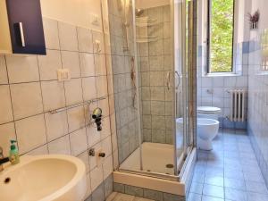 Sweet Life Guesthouse Hospety Group