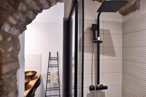 Maisons d'hotes Le Bruit de l'Eau (Chambre La Suite) : photos des chambres