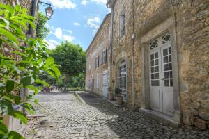 Maisons d'hotes Le Bruit de l'Eau (Chambre La Suite) : photos des chambres