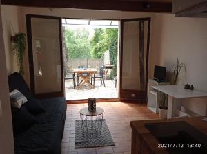 Maisons de vacances Maisonnette en residence avec piscine et tennis : photos des chambres