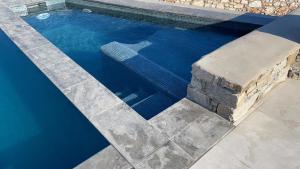 Paros-Memories-Neubau-Villen, Sportpool