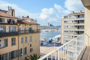 Beautiful bright flat with balcony in the centre of Toulon - Welkeys